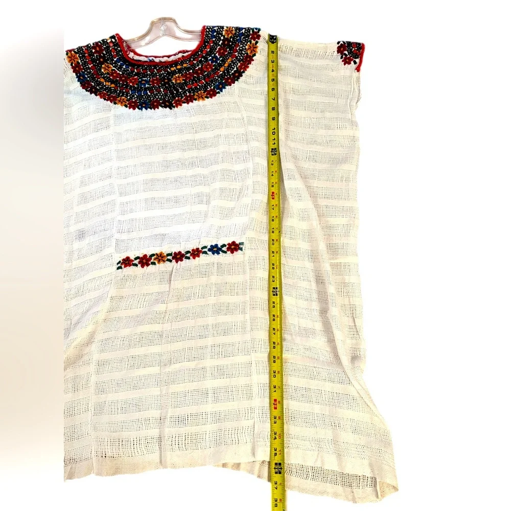 🍎Hand made Woven HUIPIL de Cobanb Guatamala Blouse🌸 One size fits all. - Picture 6 of 8